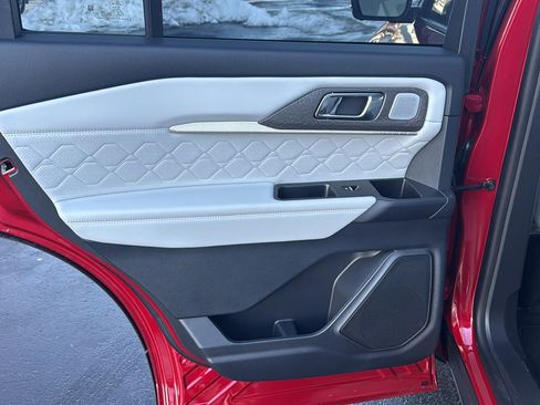 New 2026 Ford Explorer Platinum w/ LUX Leather Package image 14