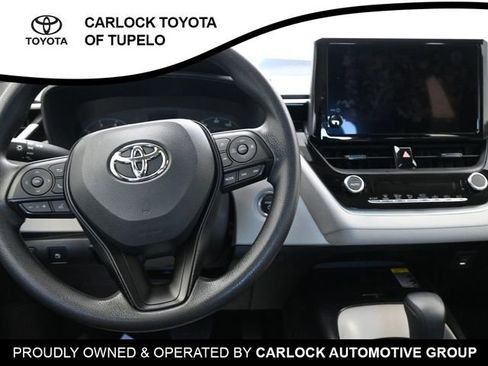 Used 2025 Toyota Corolla LE image 23