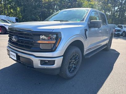 New 2025 Ford F150 XLT w/ Equipment Group 302A MID