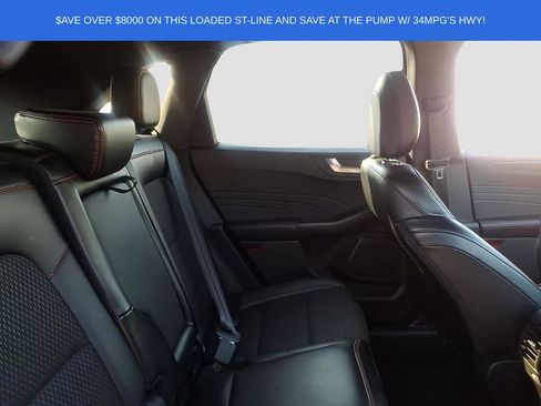 Used 2025 Ford Escape ST-Line image 14