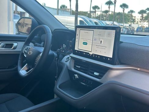 New 2026 Ford Explorer Active image 21