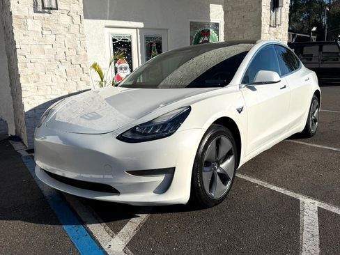 Used 2020 Tesla Model 3 Long Range image 3