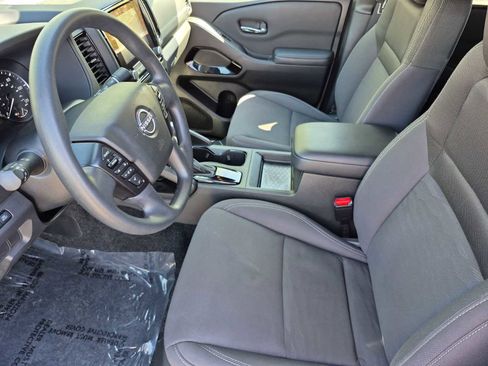 Used 2023 Nissan Frontier SV w/ Midnight Edition Package AWD/4WD image 15