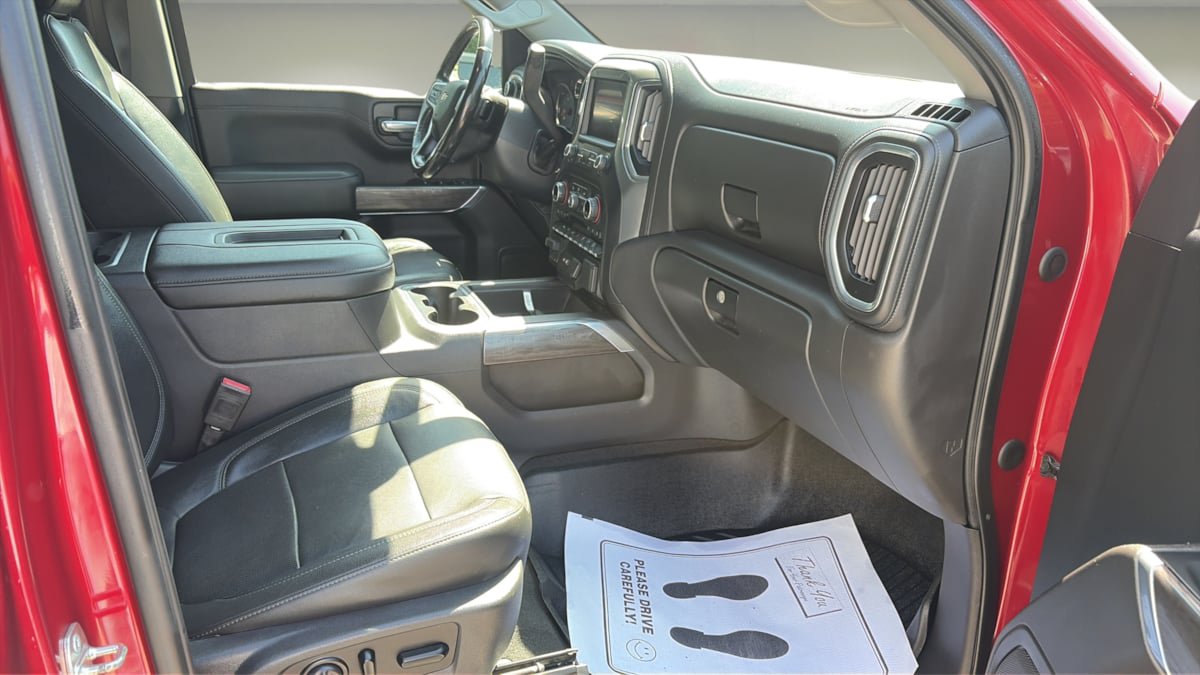 Used 2020 Chevrolet Silverado 1500 LTZ AWD/4WD image 9