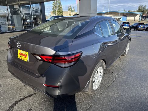 New 2025 Nissan Sentra S image 5