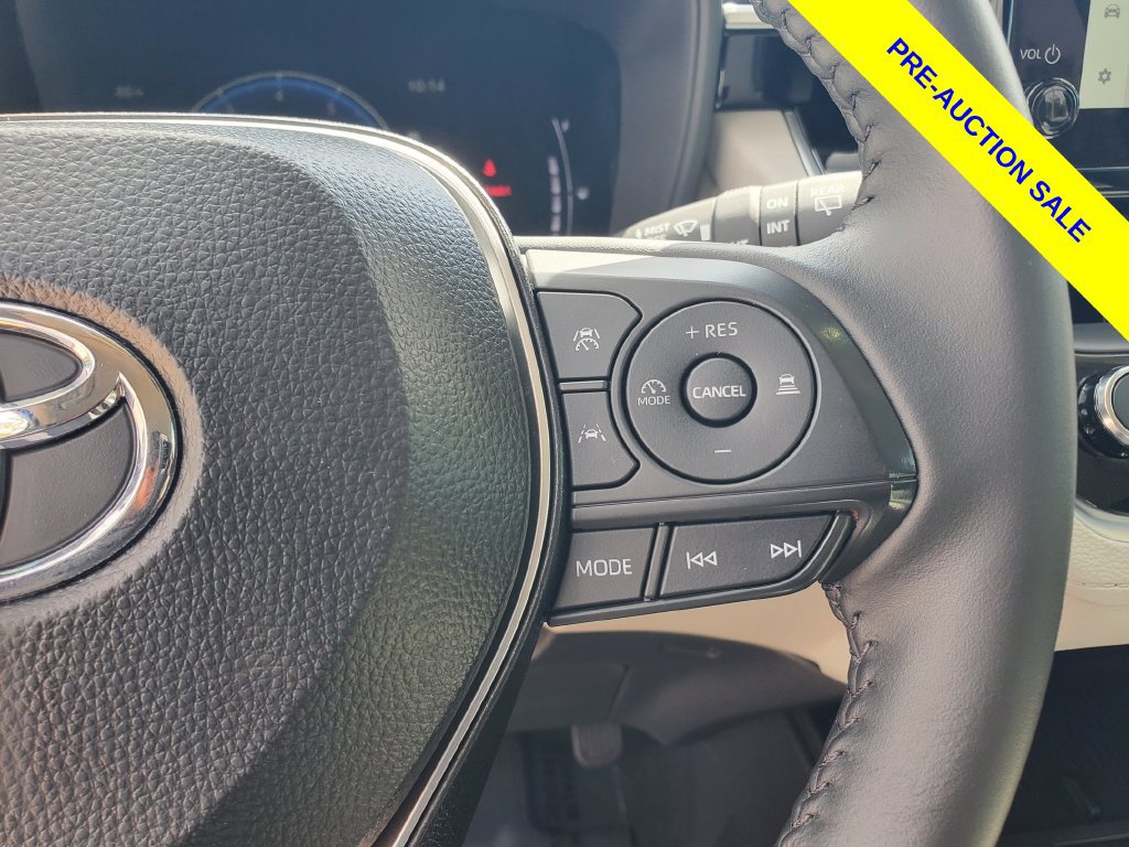 Used 2026 Toyota Corolla Cross LE FWD image 23