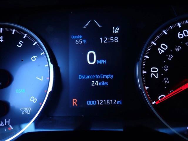 Used 2022 Toyota RAV4 XLE AWD/4WD image 22