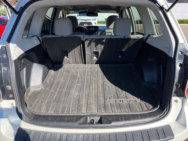 Used 2015 Subaru Forester 2.5i Premium w/ Popular Package #2 AWD/4WD image 10