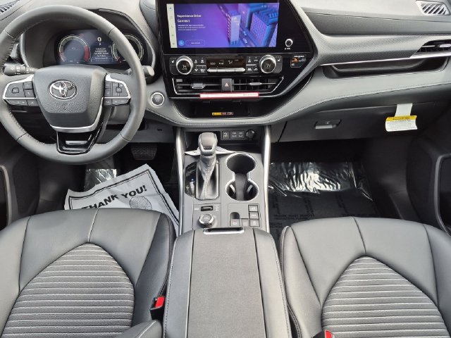 Certified 2026 Toyota Highlander XSE AWD/4WD image 27
