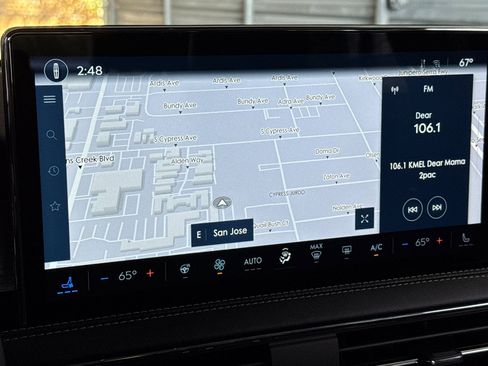 Used 2025 Lincoln Corsair AWD w/ Equipment Group 101A image 18