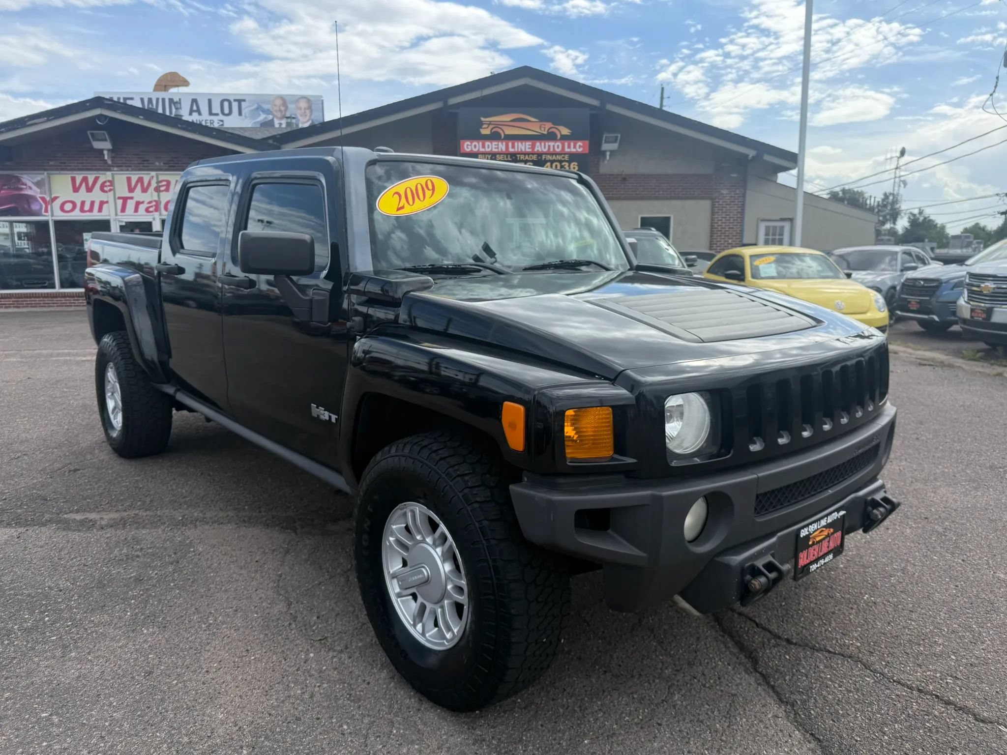 Used 2009 HUMMER H3T AWD/4WD image 2