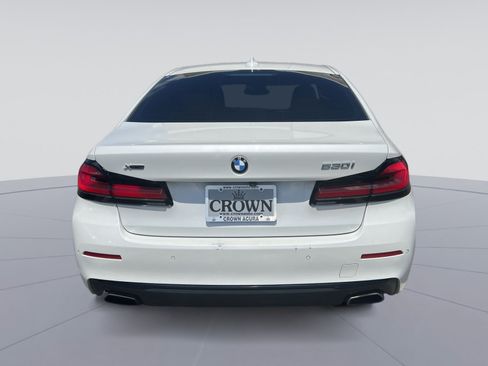 Used 2021 BMW 530i xDrive w/ Premium Package AWD/4WD image 8