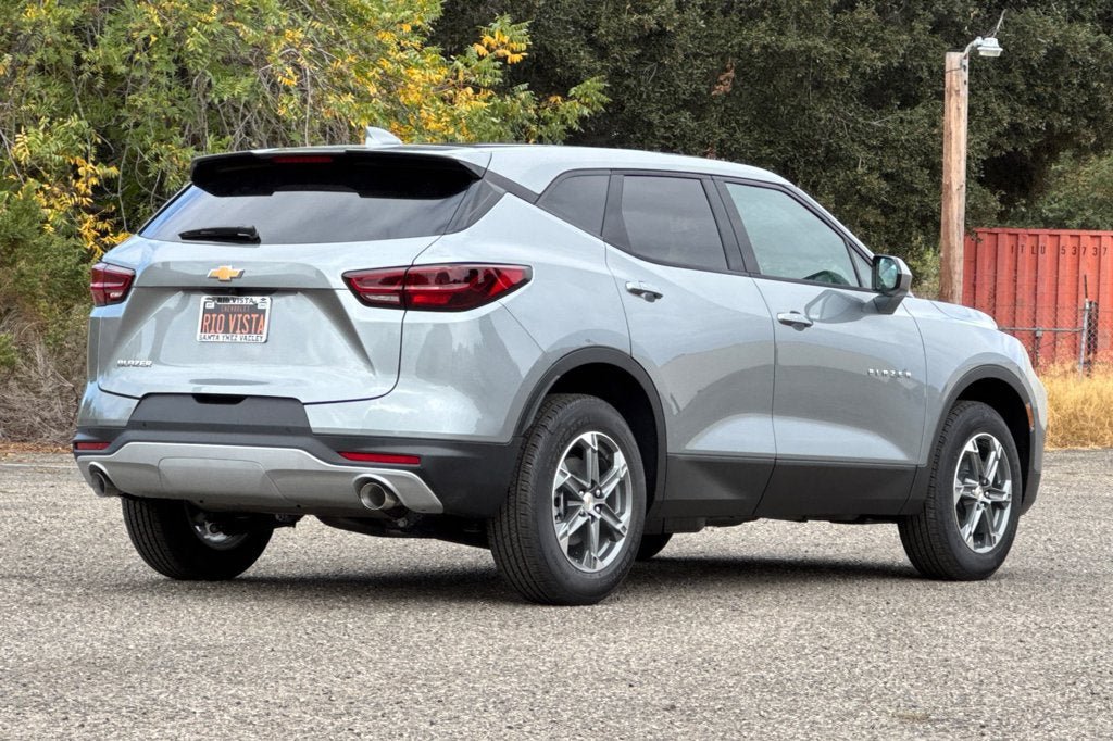 New 2026 Chevrolet Blazer LT FWD image 4