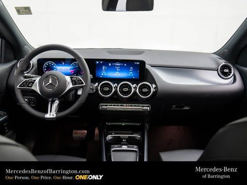 New 2026 Mercedes-Benz GLA 250 4MATIC image 11