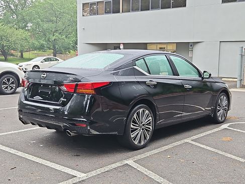 Certified 2023 Nissan Altima 2.5 SL AWD/4WD image 6