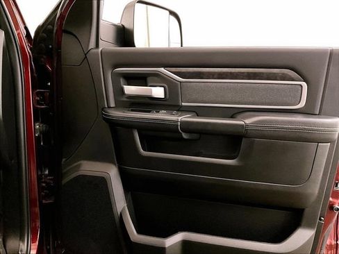Used 2020 RAM 2500 Big Horn w/ Night Edition AWD/4WD image 23