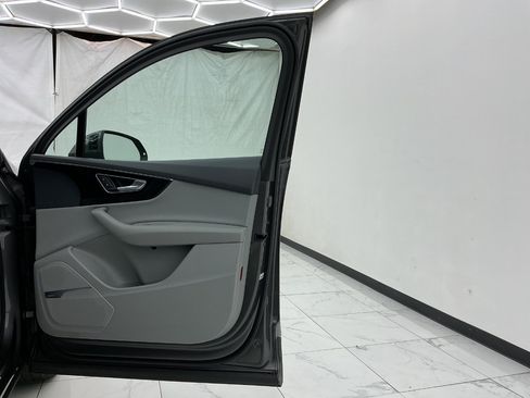 Used 2019 Audi Q7 3.0T Premium Plus AWD/4WD image 19
