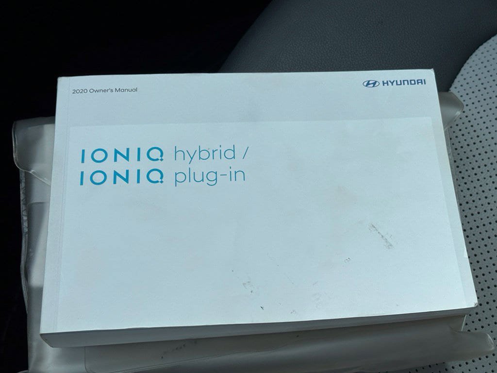 Used 2020 Hyundai Ioniq Limited FWD image 29