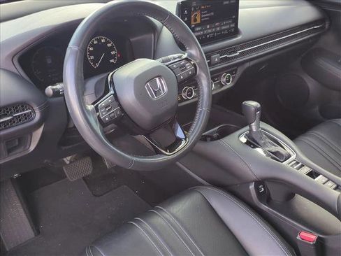 Used 2023 Honda HR-V EX-L image 9
