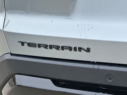 New 2026 GMC Terrain Elevation w/ Elevation Premium Package image 27