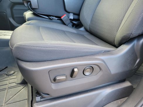 Used 2025 Chevrolet Silverado 2500 Custom w/ Custom Convenience Package image 15