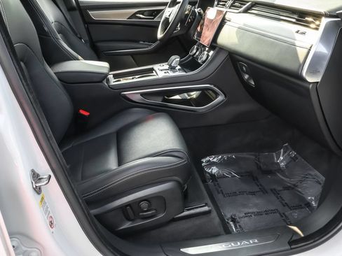 Used 2024 Jaguar F-PACE R-Dynamic S AWD/4WD image 37