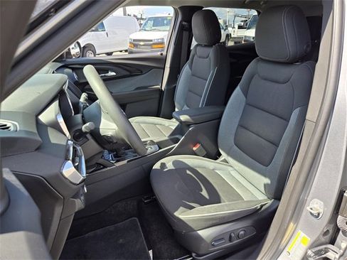 Used 2023 Chevrolet TrailBlazer LT image 7