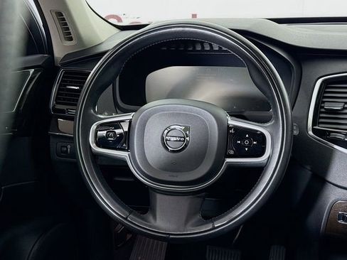 Used 2018 Volvo XC90 T6 Momentum w/ Convenience Package image 11
