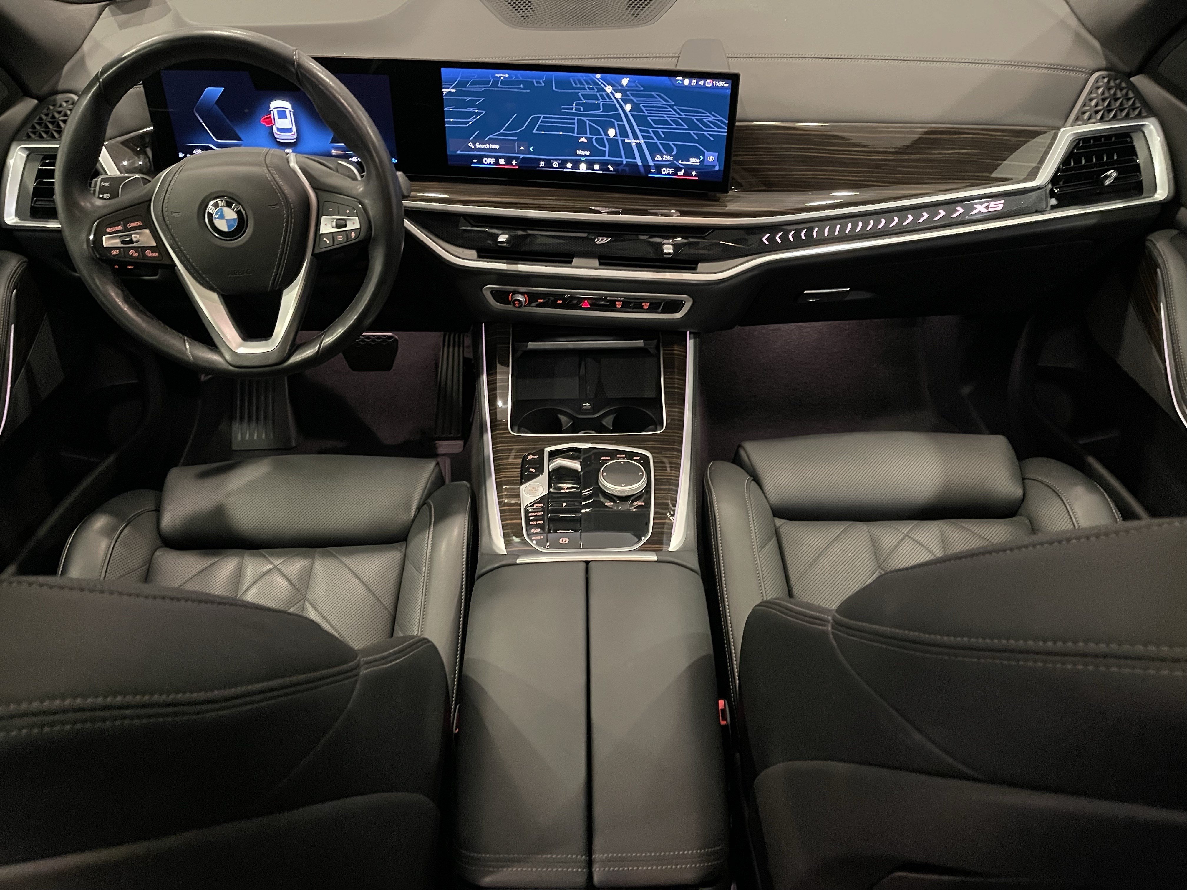 Certified 2024 BMW X5 xDrive40i w/ Parking Assistance Package AWD/4WD image 16