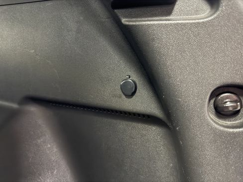 Used 2020 Chevrolet Equinox LS w/ LPO, Floor Liner Package image 32