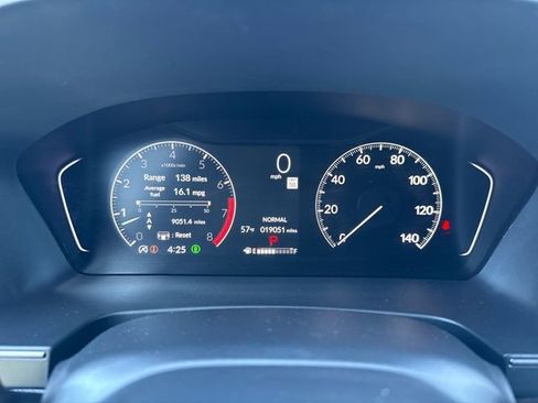 Used 2025 Honda Pilot TrailSport image 20