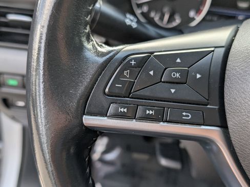 Used 2021 Nissan Sentra SV image 27