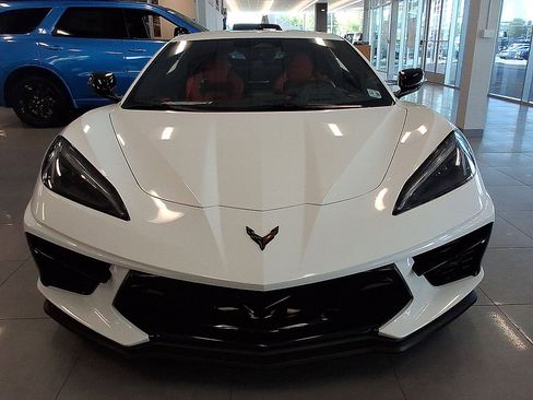 Used 2024 Chevrolet Corvette Stingray Preferred Cpe w/ Z51 Performance Package RWD image 32