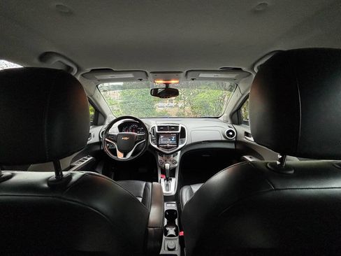 Used 2017 Chevrolet Sonic Premier image 20