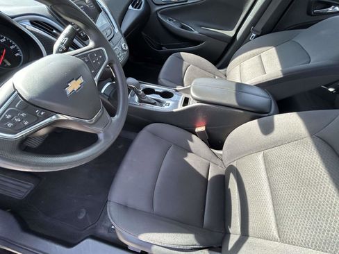 Used 2023 Chevrolet Malibu LT image 9