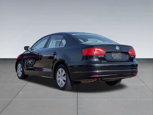 Used 2013 Volkswagen Jetta SE image 4