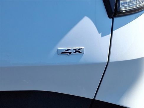 Used 2024 Kia Sportage LX image 30