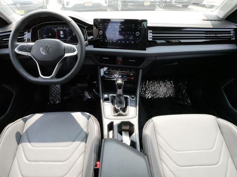 Certified 2026 Volkswagen Jetta SEL FWD image 10
