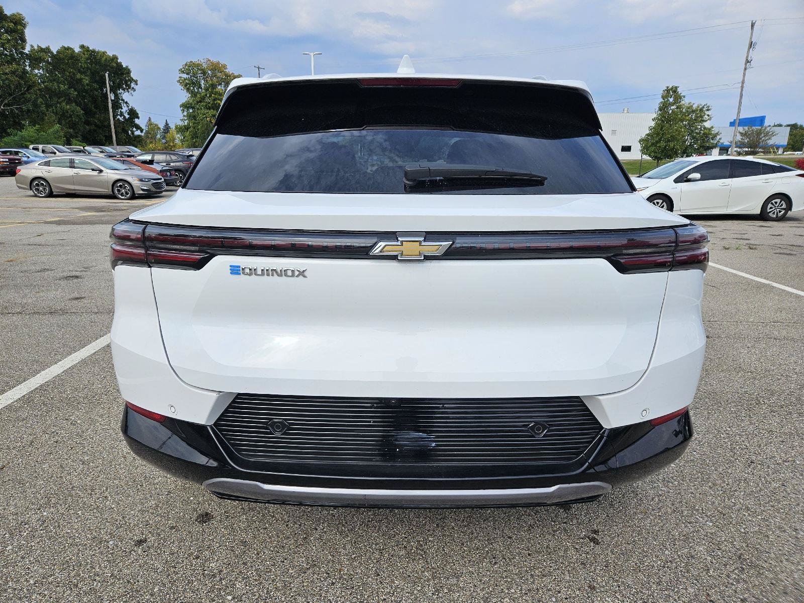Used 2025 Chevrolet Equinox EV LT w/ Convenience Package FWD image 6