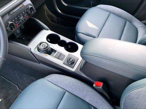 Used 2024 Ford Bronco Sport Outer Banks w/ Tech Package image 16