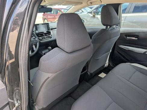Used 2020 Toyota Corolla LE FWD image 23