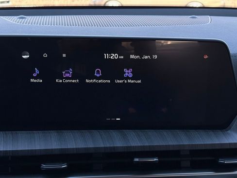 Certified 2023 Kia Telluride EX w/ EX Captain's Chair Package image 45