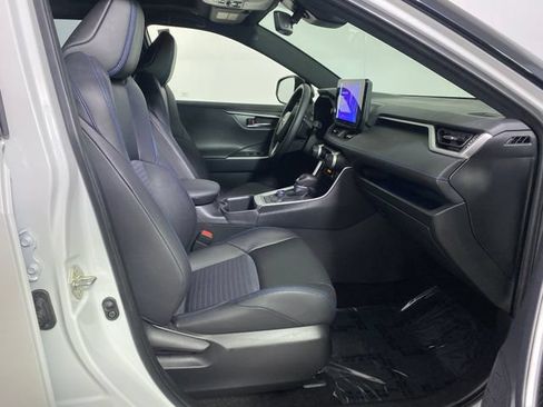Certified 2025 Toyota RAV4 XSE w/ Weather Package AWD/4WD image 8