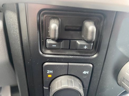 Used 2024 Ford F350 XL w/ XL Chrome Package image 17