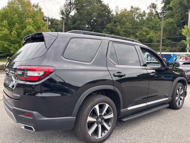 Certified 2023 Honda Pilot Touring image 8