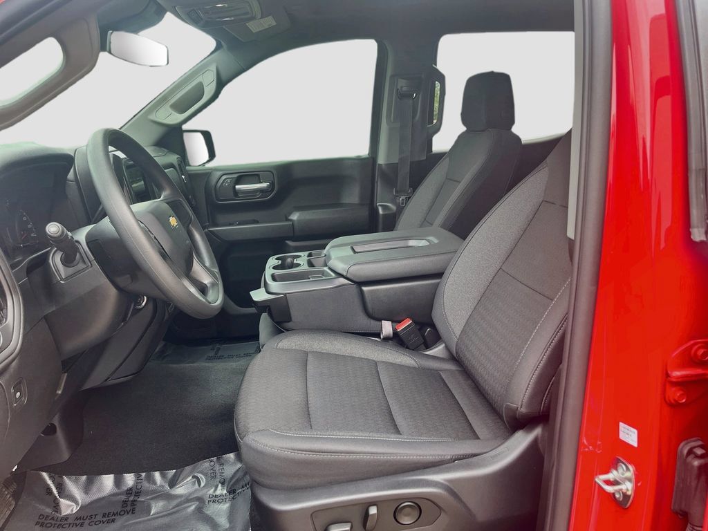 Used 2026 Chevrolet Silverado 1500 Custom w/ Turbomax Blackout Package AWD/4WD image 20
