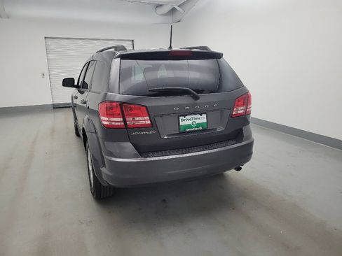 Used 2020 Dodge Journey SE FWD image 6