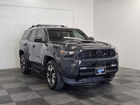 Used 2026 Toyota 4Runner TRD Sport Premium AWD/4WD image 2