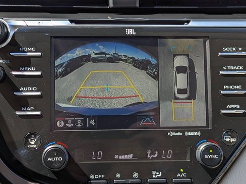 Used 2020 Toyota Camry XLE w/ Driver Assist Package FWD image 21