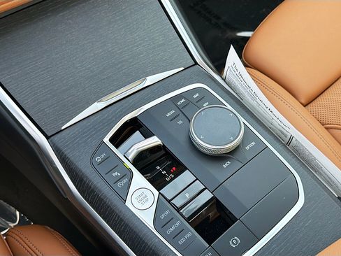 New 2026 BMW 330i Sedan w/ M Sport Package RWD image 28